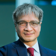 Victor Peng、社長 兼 CEO